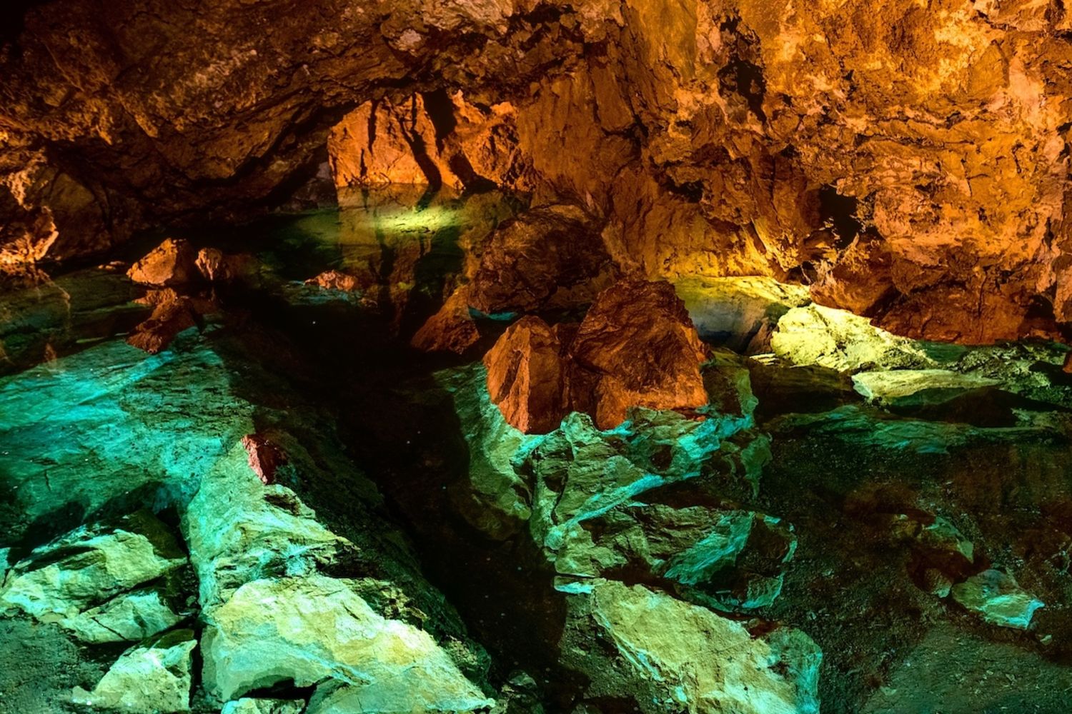 Bozkov Caves - Informační centrum Jablonec n. N.