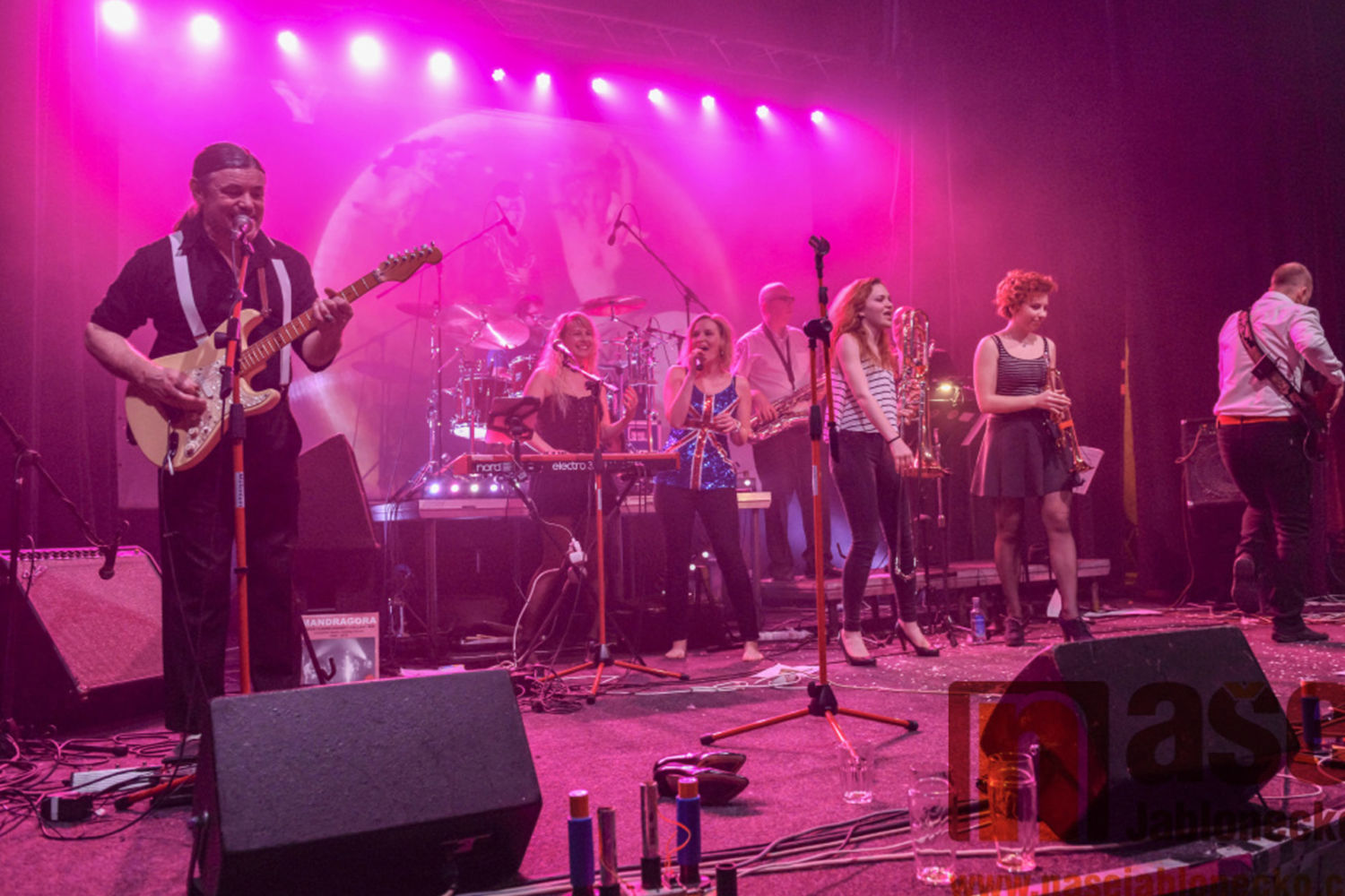 Jablonecká rocková kapela Mandragora hrající v klubu Woko - Jablonec nad Nisou